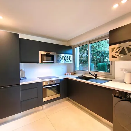 La Mauviere - 75m2 - 4pers - Parking - Wifi 아파트 카시스